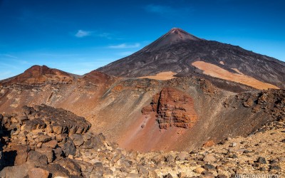 krater Pico Viejo na zboczu Teide