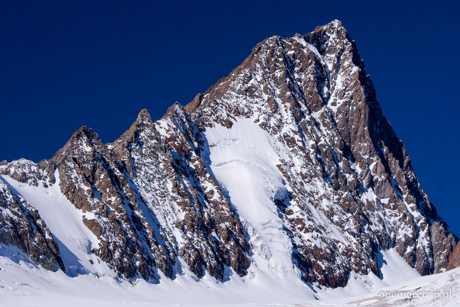 Wejście na Finsteraarhorn