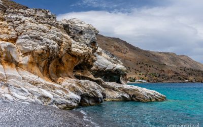 Wąwóz Aradena zakończony plażą Marmara