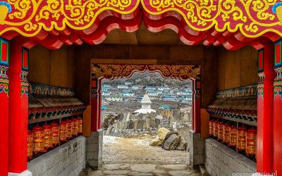 Khunde nad Namche Bazar